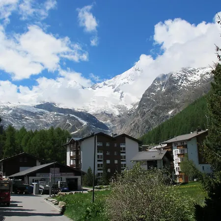 Appartementhaus Venetz Saas110 Ruhige Lage Direkt An Skibushaltestelle Saas-Fee